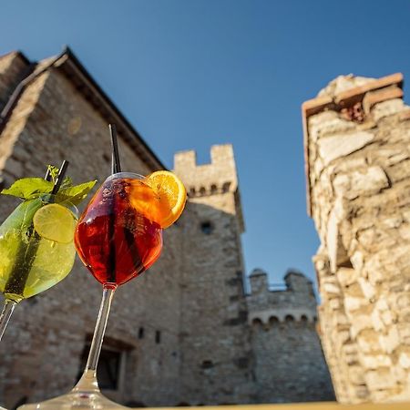 Castello Orsini Hotel ネーロラ エクステリア 写真