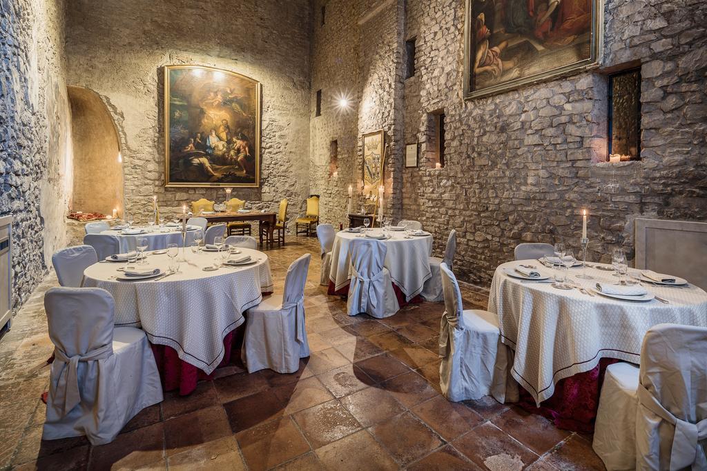 Castello Orsini Hotel ネーロラ エクステリア 写真