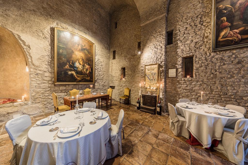 Castello Orsini Hotel ネーロラ エクステリア 写真