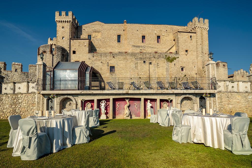 Castello Orsini Hotel ネーロラ エクステリア 写真