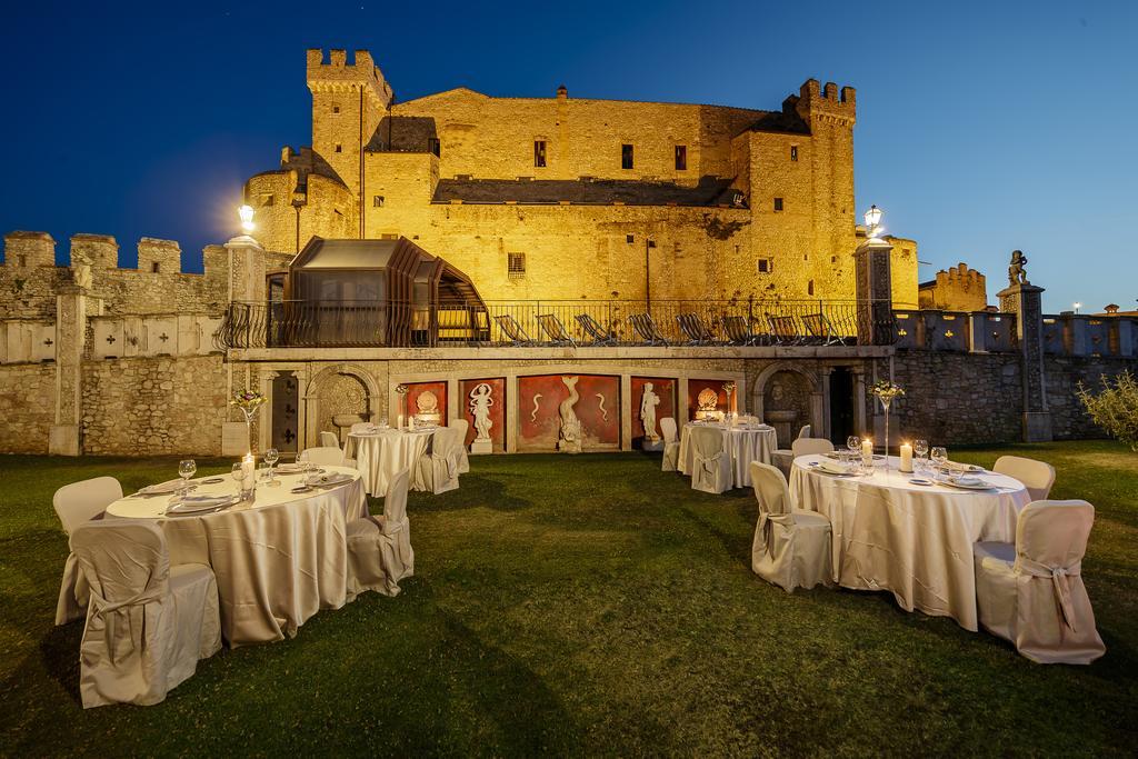 Castello Orsini Hotel ネーロラ エクステリア 写真